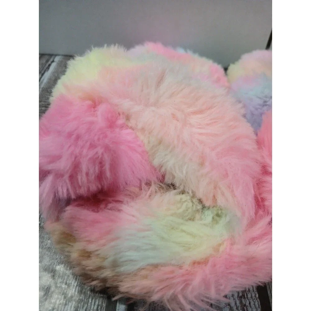 Wonder nation Fluffy Tye Dye Slippers Girls Size M (12/13)